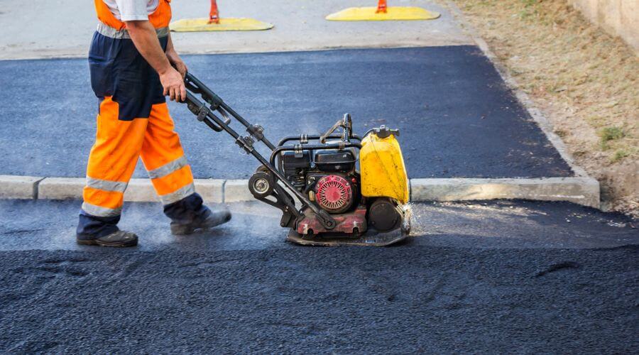 Professional gutter cleaning in Clyman, WI